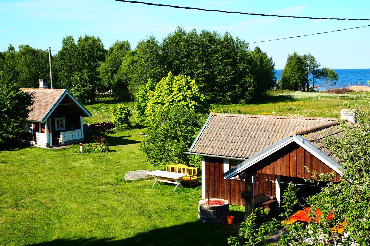 Hotel Leesi Kulalistemaja Exterior foto